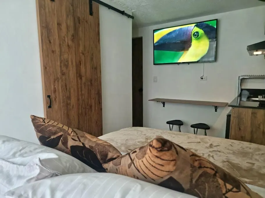 Casa De Las Palmas 2 Medellin